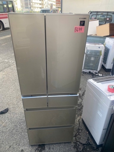 NO B699?福岡市内配送設置無料✨?SJ-GS43C-N 冷蔵庫 プラズマクラスター冷蔵庫 シャンパンゴールド [430L /6ド