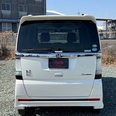 乗って帰れます‼️車検R8年6月まで‼️平成25年式ホンダN-BOXカスタムGLパッケージ‼️ETC‼️左側パワースライドドア‼️内外装コンディション良好です‼️バッテリー新品‼️人気のパールホワイト‼️の画像