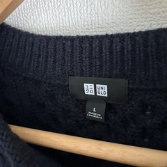 UNIQLO ケーブルニットの画像