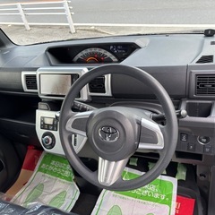 トヨタ ピクシス メガL ブラックの画像