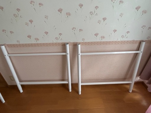 IKEAで購入したロフトベッドです。