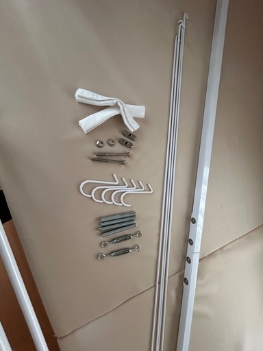 IKEAで購入したロフトベッドです。