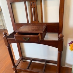 アンティーク　収納の画像