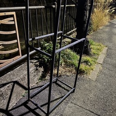 【無料】タイヤラック（4本収納）の画像