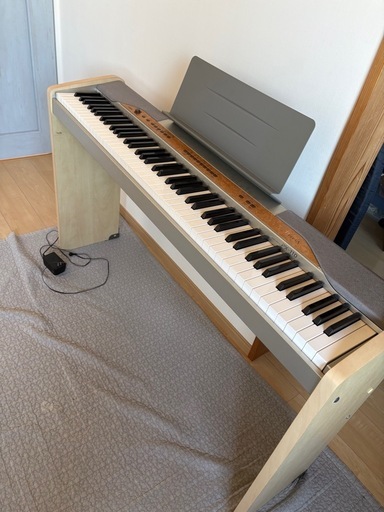 電子ピアノ　カシオ　プリヴィア