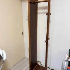 ニトリ　回転式スタンドミラーの画像