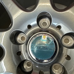 DUNLOP 215/60R16 スタッドレスタイヤとDUFACTホイールセットの画像