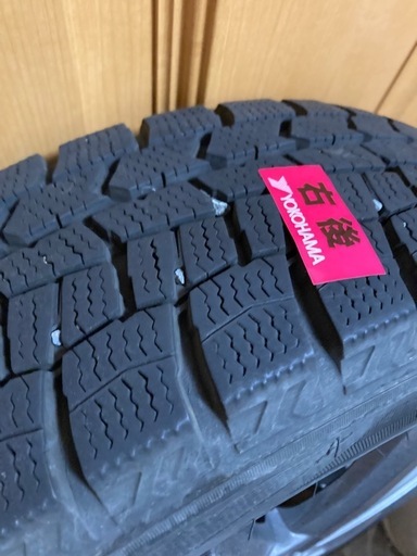 【値下げしました】ダンロップスタッドレスタイヤ　155/65R14　2022年製　4本　ホイール付き