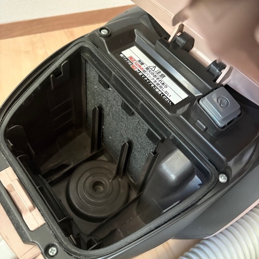 パナソニック　紙パック式コード掃除機