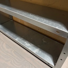 高さ調整可能なメタルラックの画像