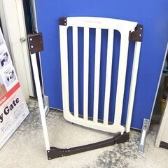 ① ベビーゲート NEWファミリーゲイト 取付幅67～90cm 6ヵ月～満２歳まで 拡張フレーム2本付き 赤ちゃん 安全グッズ 日本育児☆ 札幌市 北区 屯田 の画像