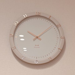 東京インテリア　壁掛け時計　ホワイトベージュ　 BRUNOの画像