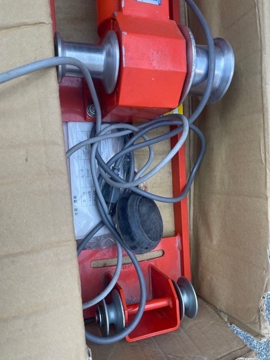 ケーブル　小型ウィンチ　E-5222w 電気工事　