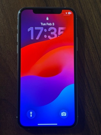iPhone 11pro 64GB sim ロック