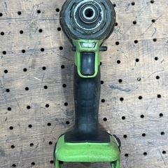 【別府】Makita TD138D 14.4V インパクトドライバ 本体のみ 動作確認済みの画像