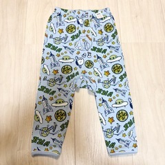 【美品】ベビーパジャマ 70cm 上下セット 長袖 宇宙柄 水色の画像