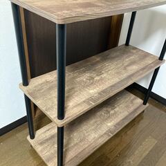 【無料】木目調 3段ラック／棚・収納・店舗什器に（直接引き取り）の画像