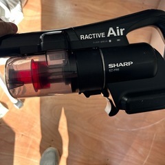 SHARP 掃除機　2021年　バッテリー充電器付き　無料配達しますの画像