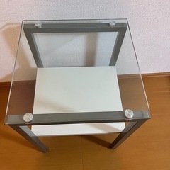 ミニテーブルの画像