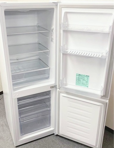 (送料無料) 2022年購入 美品 175L 冷蔵庫 強化ガラス棚 3段クリアケース冷凍室 静音設計 お買い得品 ⑧