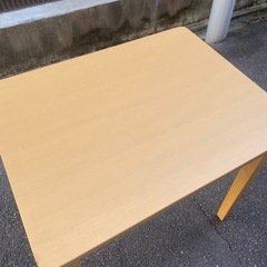 ニトリ ダイニングテーブル(4LEG SI01 G 7860 LBR)の画像