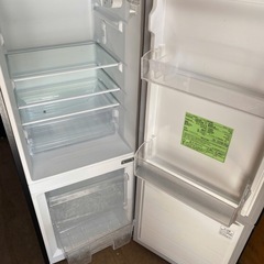 NO B813🌈福岡市内配送設置無料✨🌈冷蔵庫 133L 小型 一人暮らし 2ドア 幅47cm IRSD-13A-B ブラック 2023年の画像