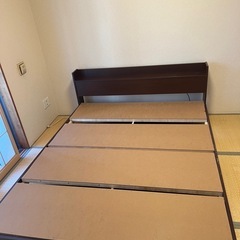 【決定済】分解済  クイーンベッド マットレス付きの画像