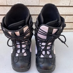 スノーボード　ブーツ
の画像