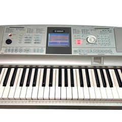 【極美品・在庫残り１点】YAMAHA 電子キーボード DGX-305 76鍵盤の画像