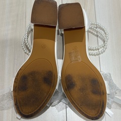 サンダル　ミュール　白の画像