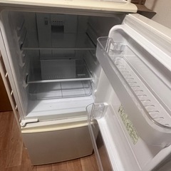 冷蔵庫　
の画像