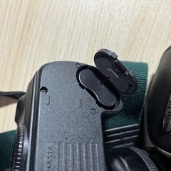 一眼レフカメラ　Canon EOS 100QD の画像