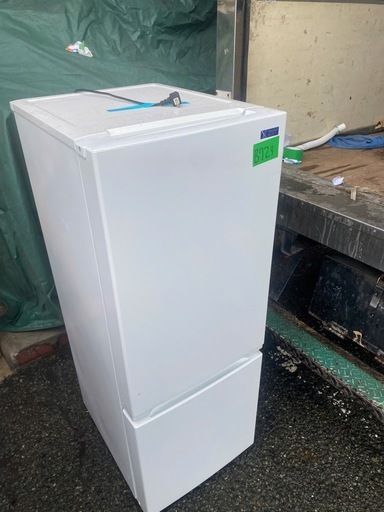 NO B729?福岡市内配送設置無料✨?YAMADASELECT(ヤマダセレクト）　YRZF15G1　2ドア冷蔵庫　(156L・右開き