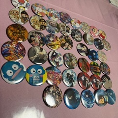 缶バッヂ4個セットの画像