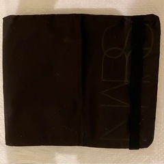NARS ナーズ ポーチ メイクポーチ ノベルティ 非売品 小物入れ 新品未使用の画像
