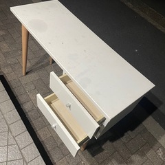 ドレッサーテーブル化粧台無料の画像