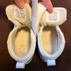 アシックス子どもシューズ 12.5（ゴールドライン）の画像