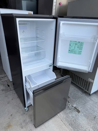 NO B770?福岡市内配送設置無料✨?冷蔵庫 シルバー AQR-14N-S [幅49.5cm /135L /2ドア /右開きタイプ 