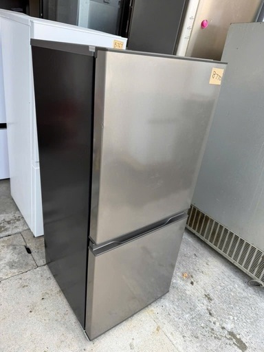 NO B770?福岡市内配送設置無料✨?冷蔵庫 シルバー AQR-14N-S [幅49.5cm /135L /2ドア /右開きタイプ 