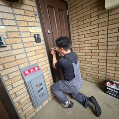 【未経験歓迎】◆平均月収80万円／エリア拡大につき新規スタッフ募集中！カギ解錠や修理、交換、バッテリー救援など！の画像