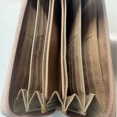 長財布 ピンクベージュ 猫　レディース　の画像