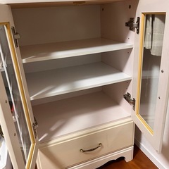 お話し中◼︎キャビネット 棚の画像