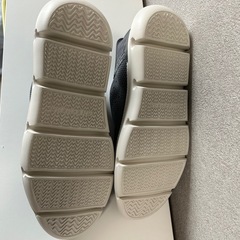 新品 スケッチャーズ SKECHERS スリップインズ シューズ グレー 27.5の画像