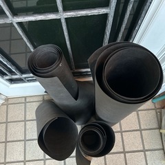 早い者勝ち‼️持ち帰り放題❗️防草シートの画像