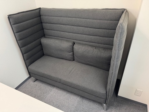 大幅値下げ‼️ハイバックソファー 2人掛け パネル付き 幅1450×奥行670×高さ1240mm ダークグレイ