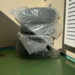 スタットレスタイヤの画像