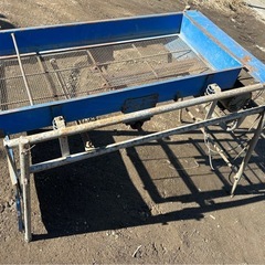 電動式土壌ふるい機の画像