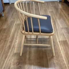 ダイニングウィンザーアームチェア【町田市再生家具】　253237の画像