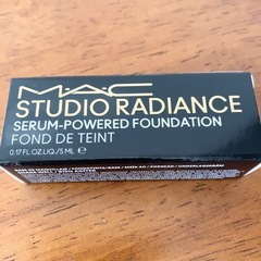 ☆新品未使用　MAC スタジオ ラディアンス セラム ファンデーション　30ml(5ml×6本)☆の画像