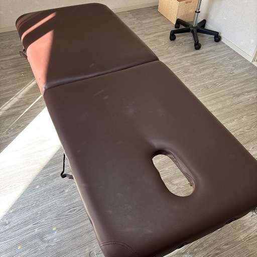 折りたたみ式マッサージベッド　ブラウン【中古】 セブンエステ マッサージベッド 折りたたみ ブラウン (Okamu) 武蔵